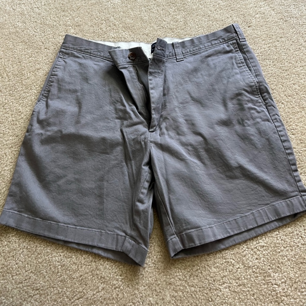 Sz 36 J Crew Shorts 7-inch inseam
